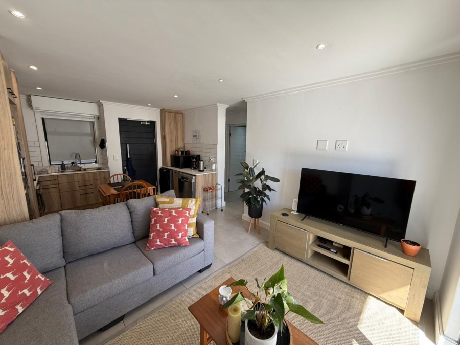 To Let 2 Bedroom Property for Rent in Durbanville Western Cape